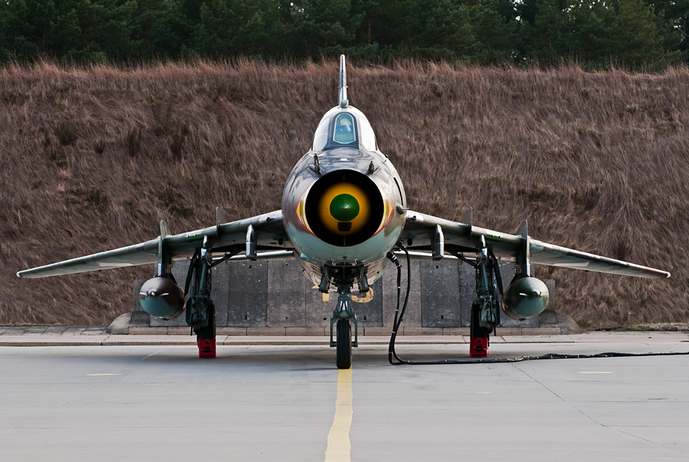 33_Miroslawiec_Su-22.jpg