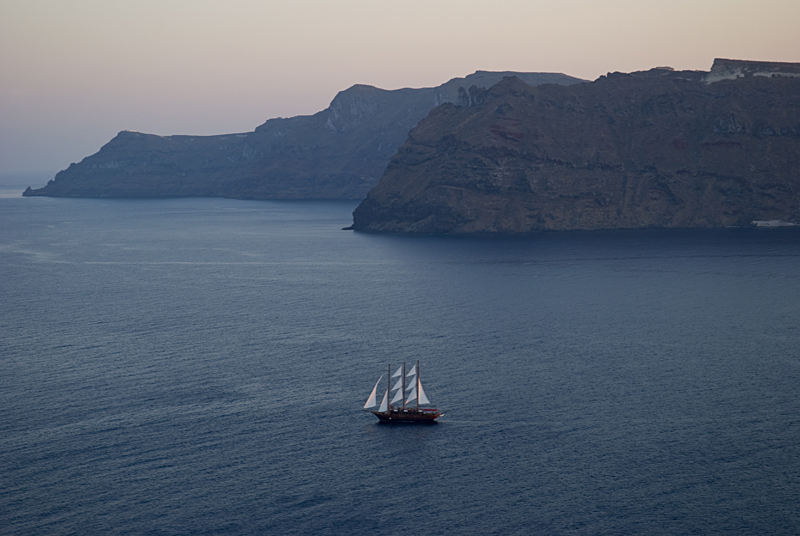 131_Santorini_Oia.jpg